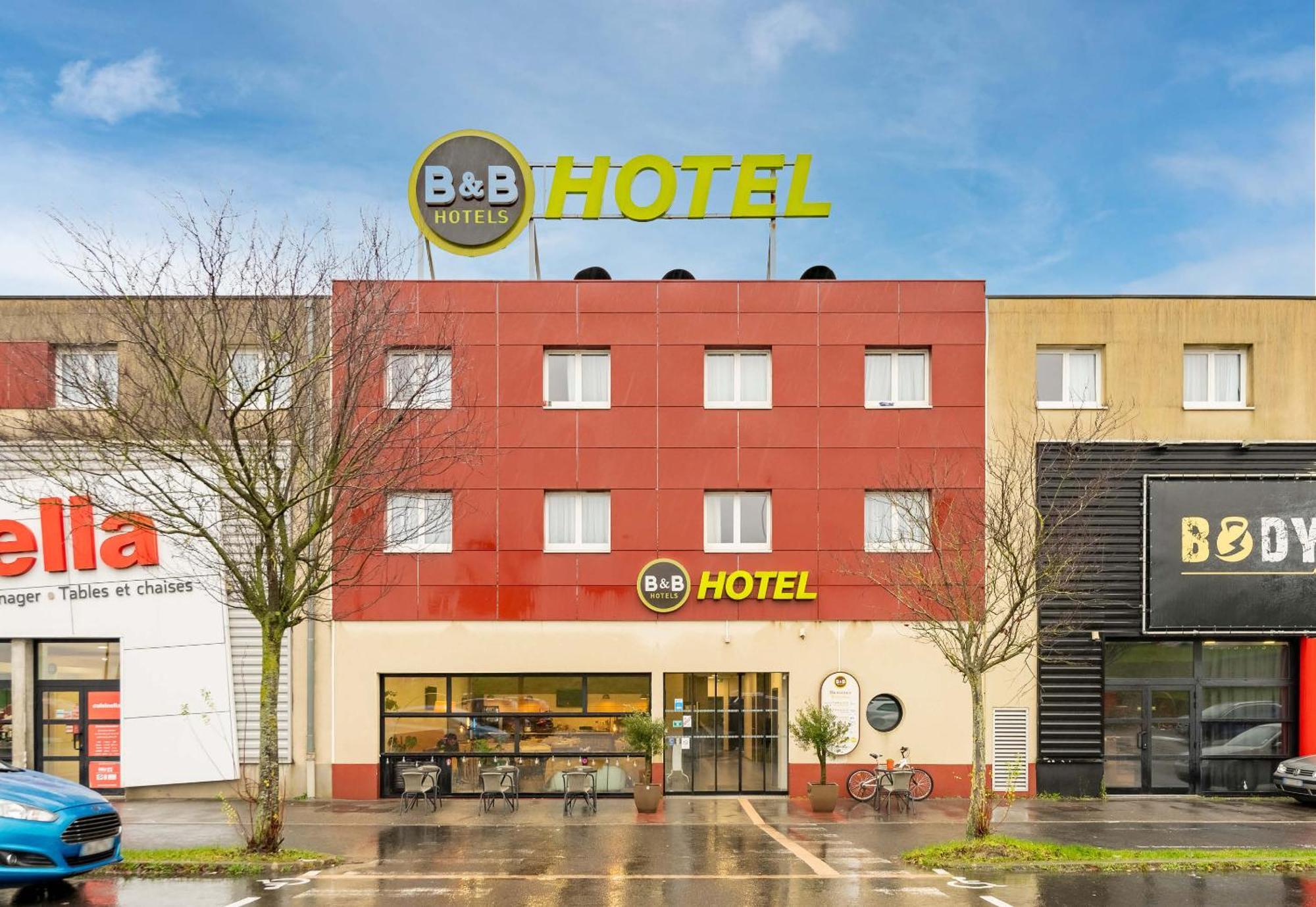 Maubeuge-louvroil Hotel 2*